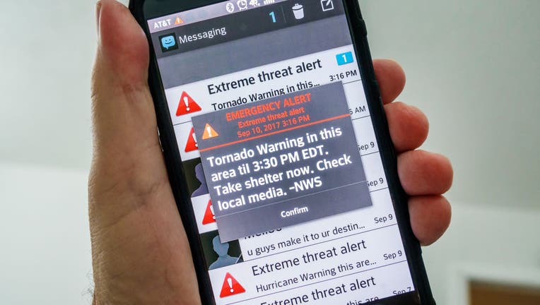 Florida, smart phone tornado alert warning