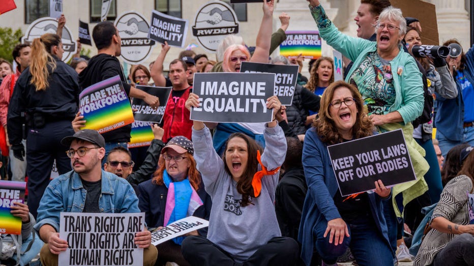 Transgender-advocate-protest.jpg