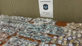 Border agents seize 460 counterfeit Rolex watches