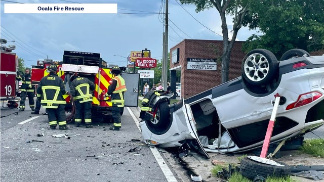 Ocala rollover crash sends 2 to hospital