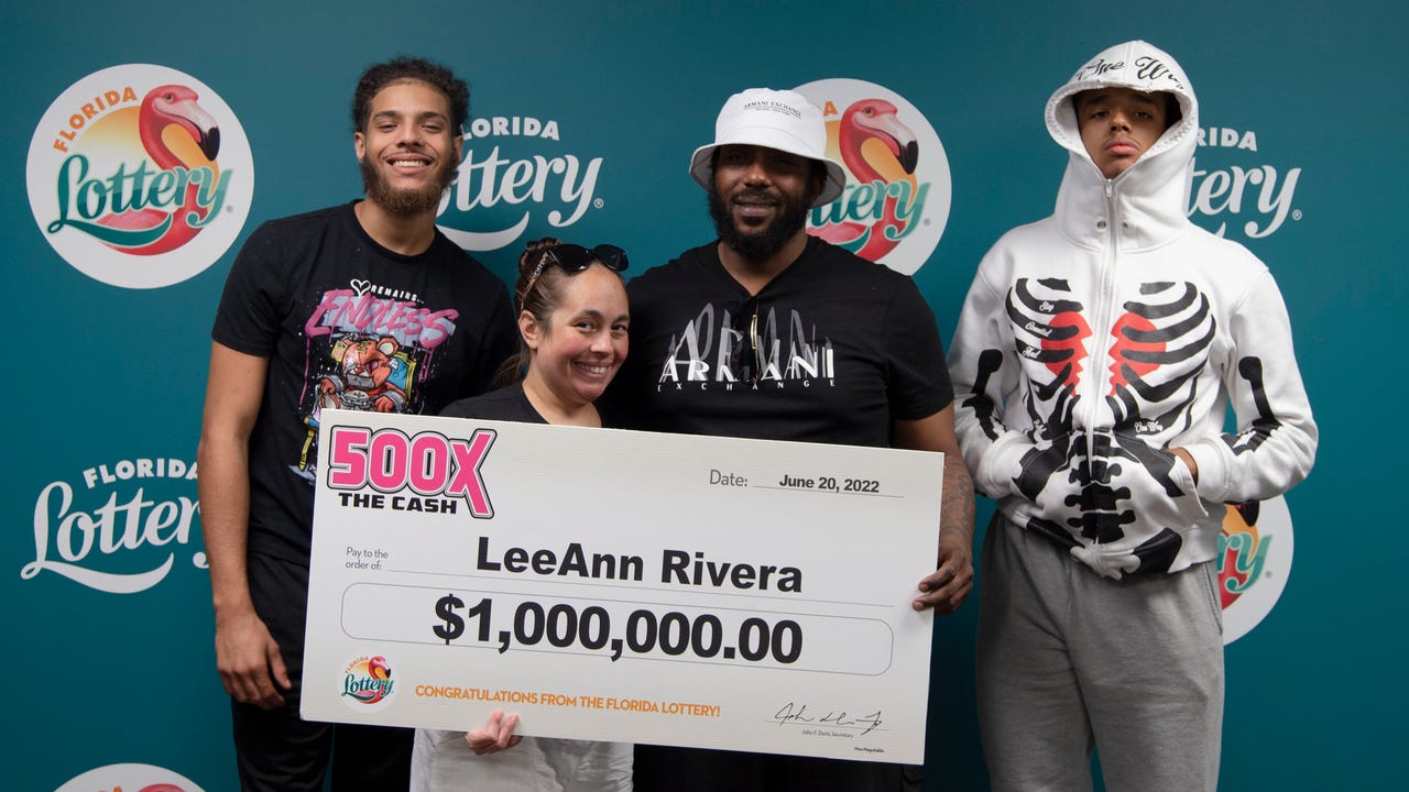 Port Saint Lucie woman wins $1 million in scratch-off game | FOX
