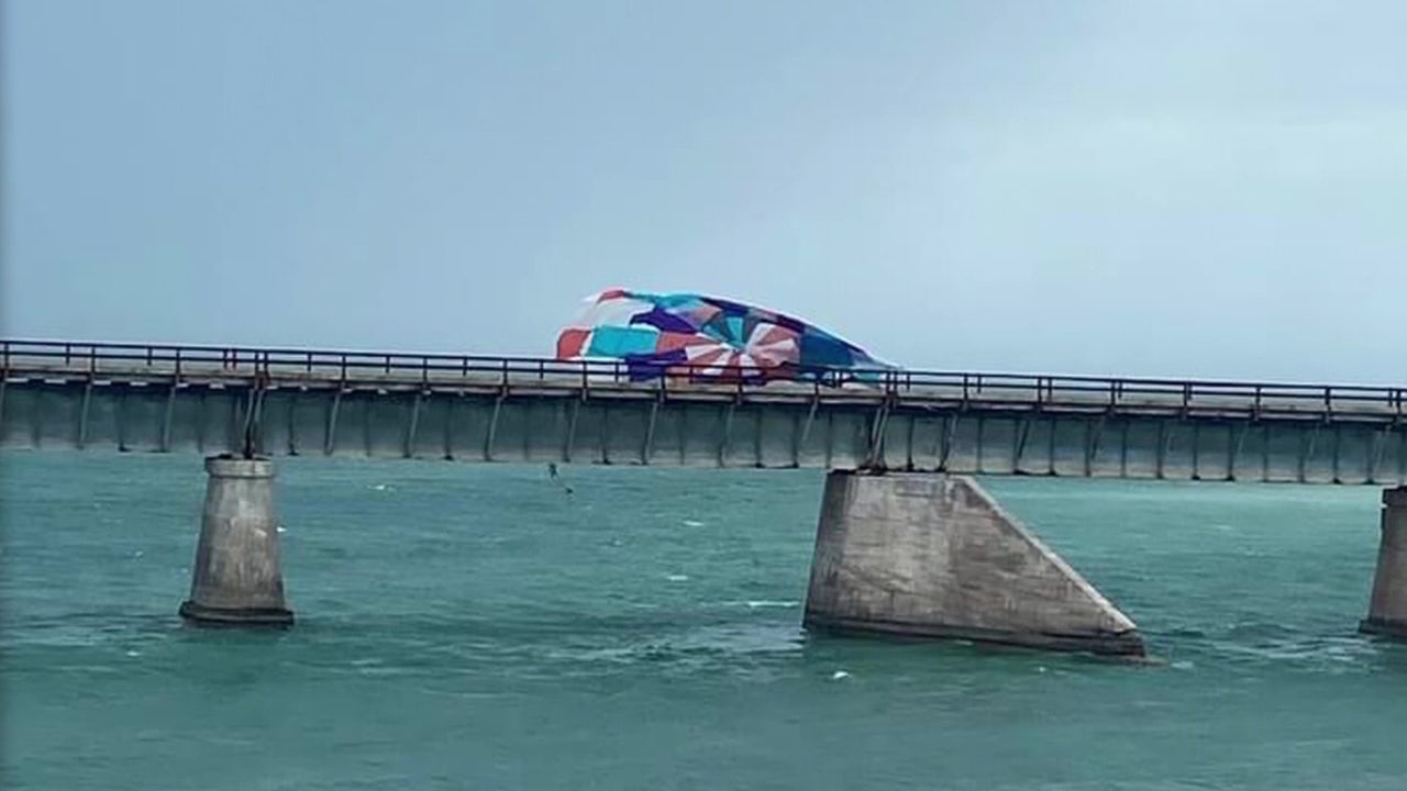'Severe weather a factor' in Florida parasailing crash that killed mom, injured 2 boys - Vimarsana News
