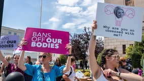 Kentucky judge extends block of state's abortion ban