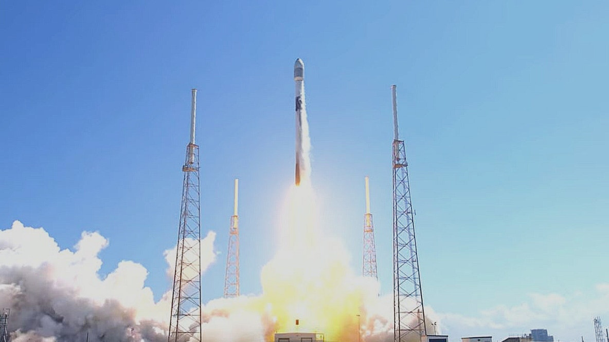 SpaceX tests Starfall cargo return capsule with launch from Cape Canaveral