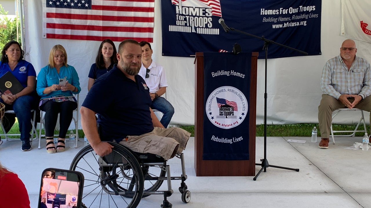Wounded veteran gets new Orlando home from nonprofit group - Vimarsana News
