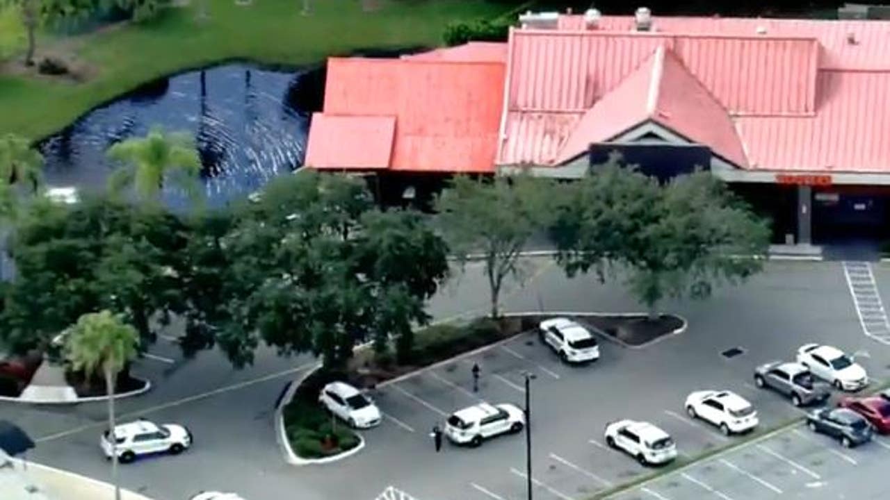 Body found in water next to Hooters in Orlando | FOX 35 Orlando