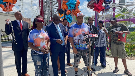 Tyre Sampson's father wants memorial by ride where son died