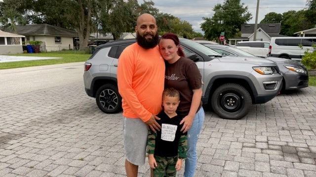 Parents outraged after they say 5-year-old son was dropped off bus at wrong school bus stop