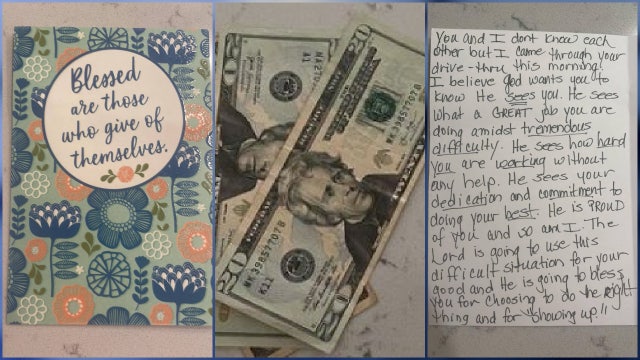 Florida Wendy's customer gifts employee with card, cash after learning restaurant is short staffed