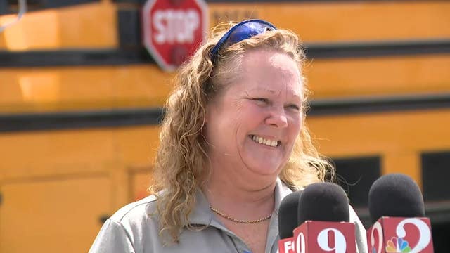 'I'm just glad he didn't get hurt': Florida bus driver finds kid alone, on side of street during morning route