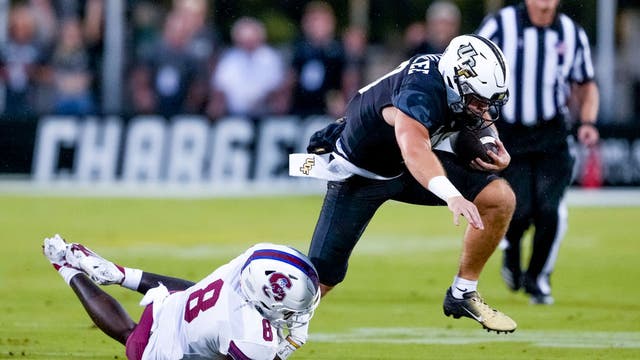 Plumlee, rugged defense lead UCF rout of South Carolina St.