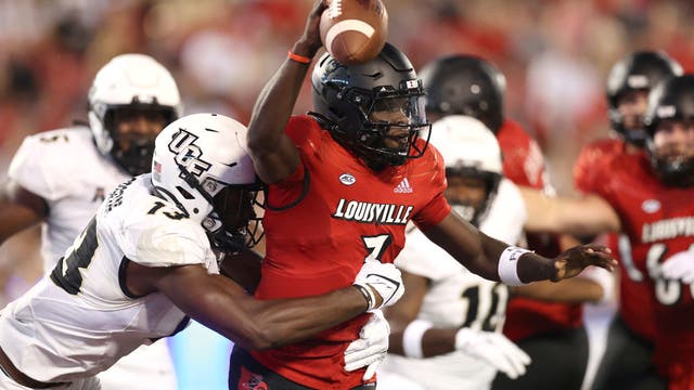 UCF looks to remain unbeaten against struggling Louisville