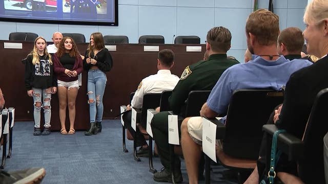 Florida teen honored for helping friends who were struck by lightning