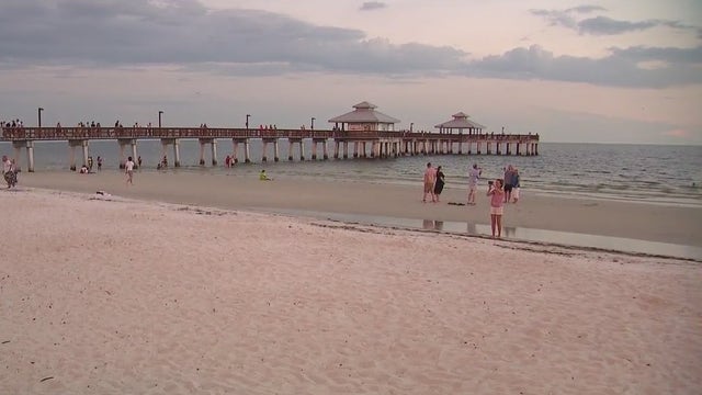 Fort Myers braces for Tropical Storm Ian