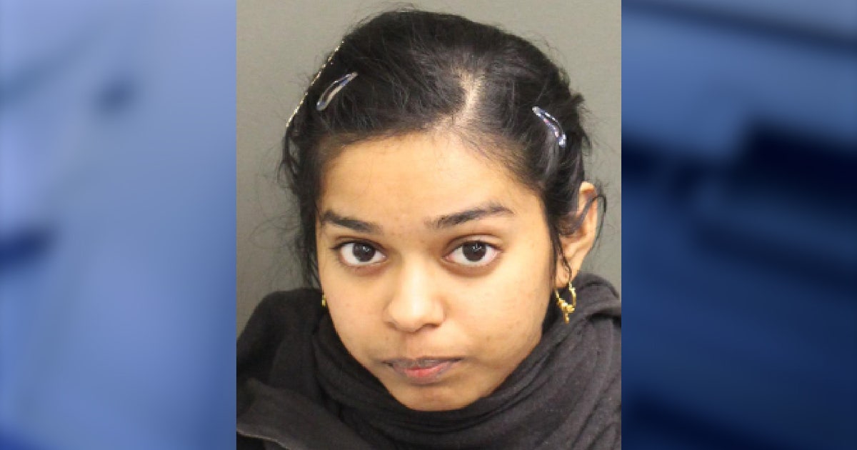 Florida woman, 21, accused of stabbing sister to death for flirting ...