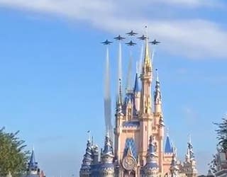 SEE: U.S. Air Force Thunderbirds fly over Magic Kingdom, EPCOT – WFTV