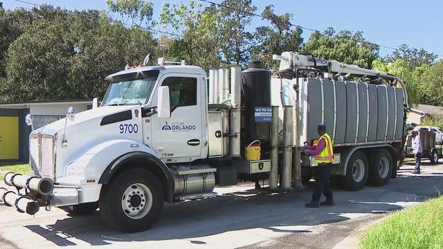 Orlando fixes pipe burst as some deal with sewer overflow due to flooding from Ian