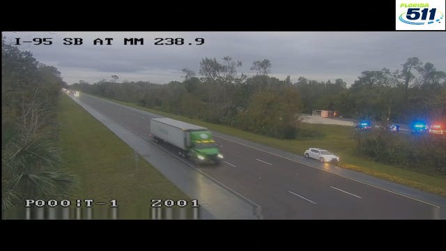 Crash causes I-95 traffic backups in Volusia County