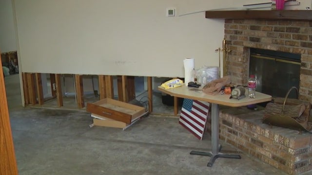 After weeks of delays, Florida woman finally receives permit to fix flooded house