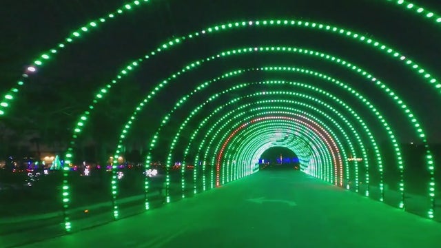 Largest drive-thru immersive light show in Orlando now open