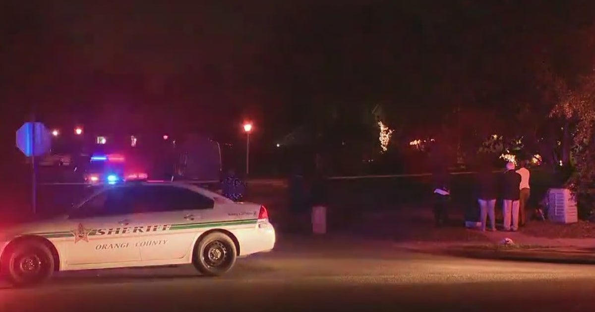 SWAT unit responds to scene of deadly shooting in Orange County | FOX ...