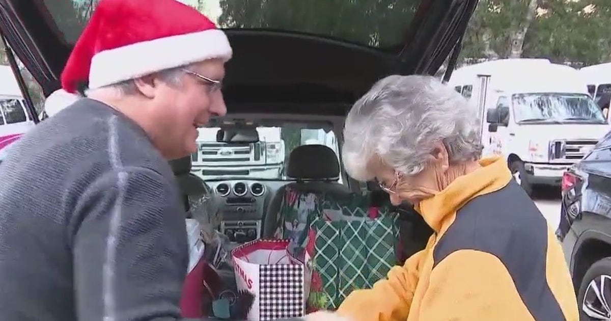 'Meals on Wheels' of Seminole County delivers meals, gifts to seniors ...