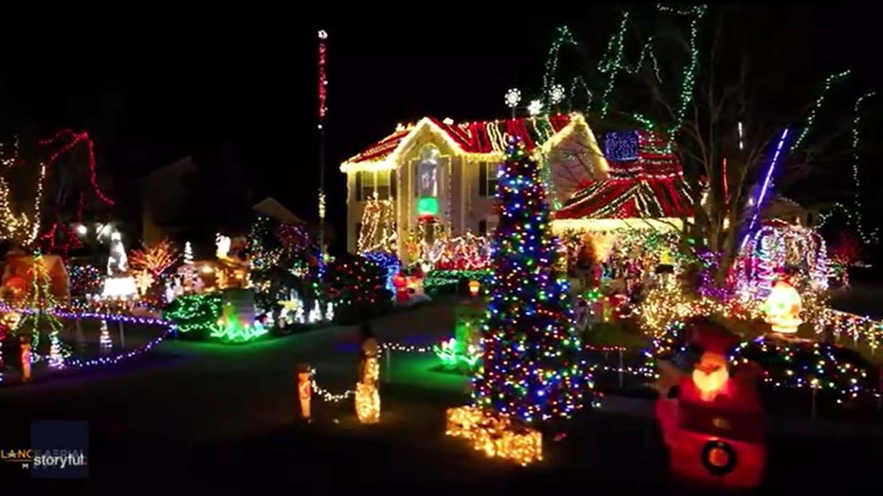 Drone takes flight through 'amazing' Christmas lights display at Ohio home - Vimarsana News