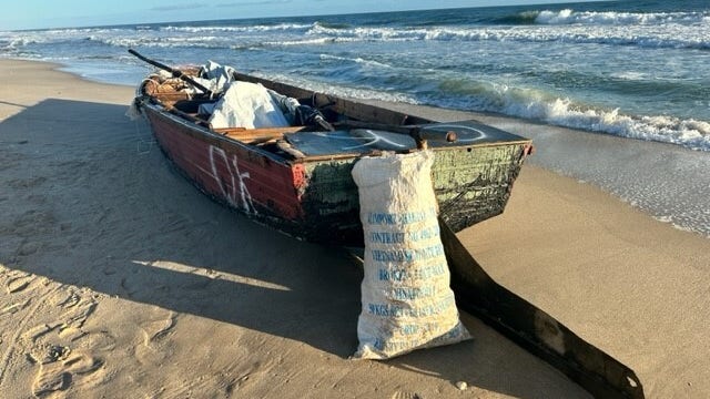 Mysterious, empty boat vessel washes up on Florida beach
