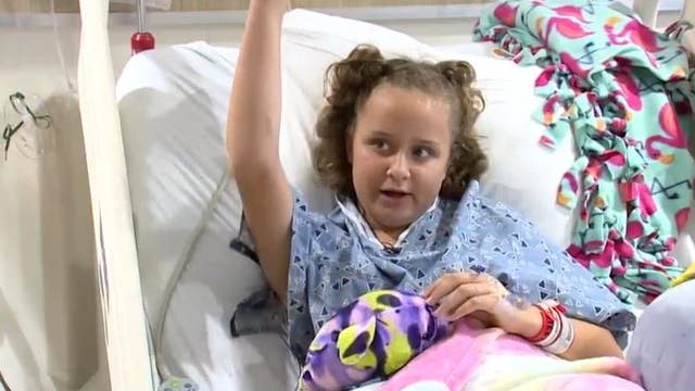 10-year-old Florida girl fights off shark -- and tells her story in the best way ever