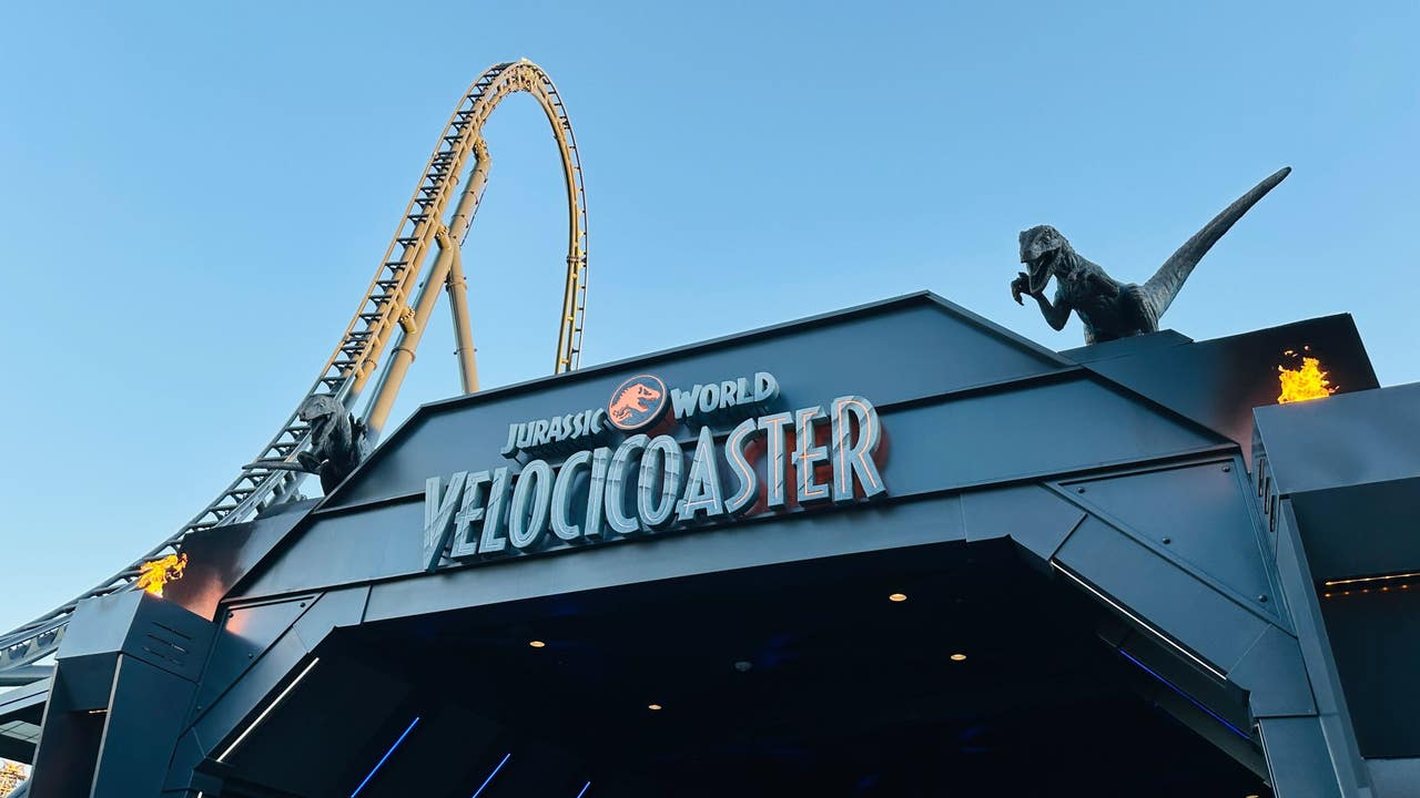 VelociCoaster at Universal’s Jurassic World experiences unexpected ...