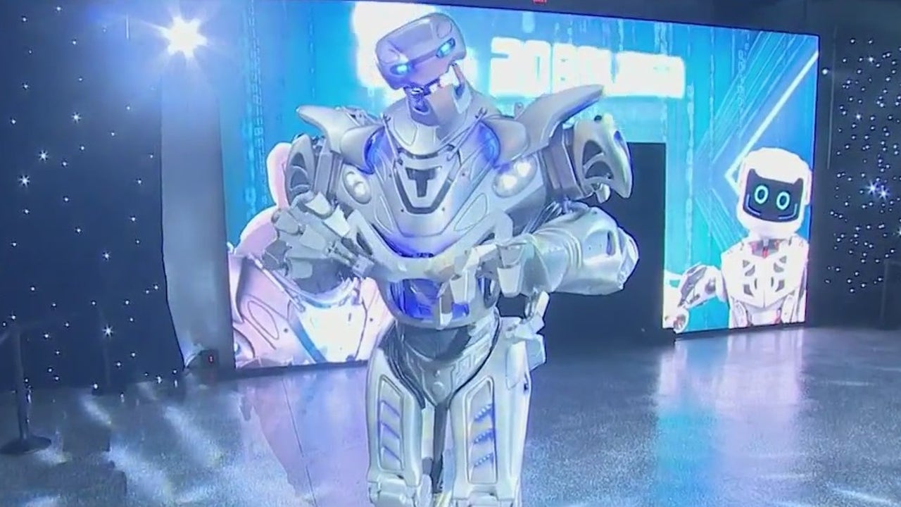 ロボット tanotanoland First look at Roboland Orlando: Interact with robots at new I