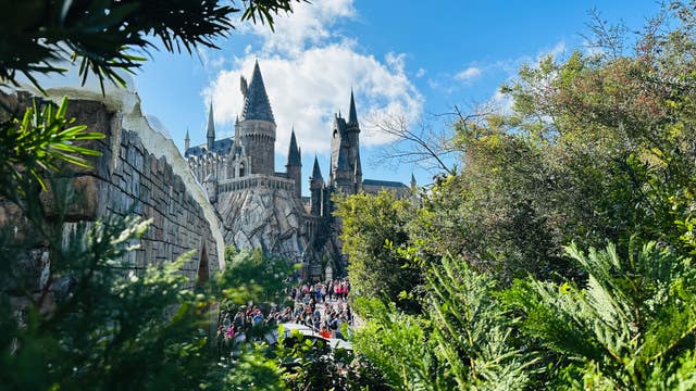 Florida man sues Universal over alleged malfunction of 'Harry Potter and the Forbidden Journey' ride