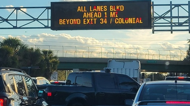 Crash shuts down lanes of SR 417 in Orange County