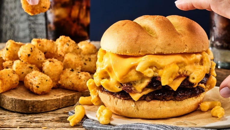 S-Mac---Cheese-Burger