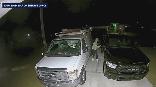 Burgarly suspects caught in the act, arrested moments later: deputies