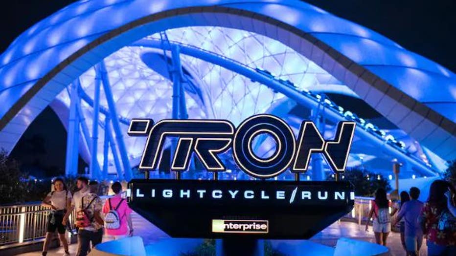TRON Lightcycle / Run at Disney World: 8 things to know before you Enter  the Grid