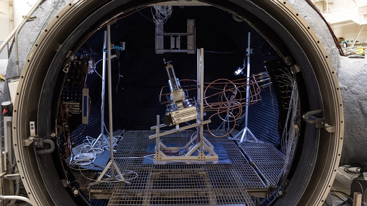 NASA extracts oxygen from lunar soil simulant for the first time - Vimarsana News