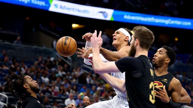 Mitchell scores 43 to lead Cavs to 117-113 win over Magic