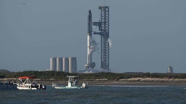 SpaceX set to launch another batch of satellites from Florida