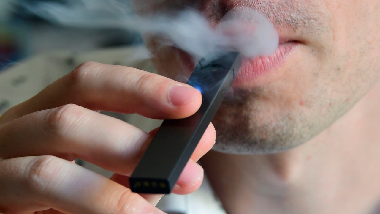 Florida substitute teacher let seventhgrade student take hit of her vape affidavit Florida substitute teacher let seventhgrade student take hit of her vape affidavit