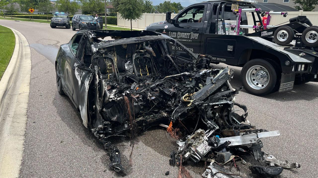 Tesla Crashes Into Florida Homes After Barreling Through Fence At High ...