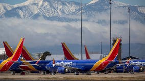 Cracked windshield forces Southwest flight to divert back to Hawaii