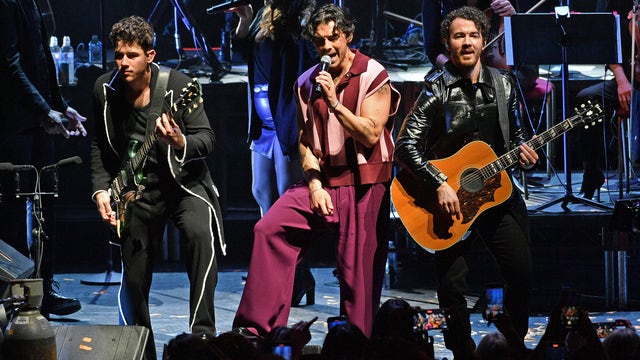 Jonas Brothers announce 3 Florida shows as part of new 'Living The Dream' tour