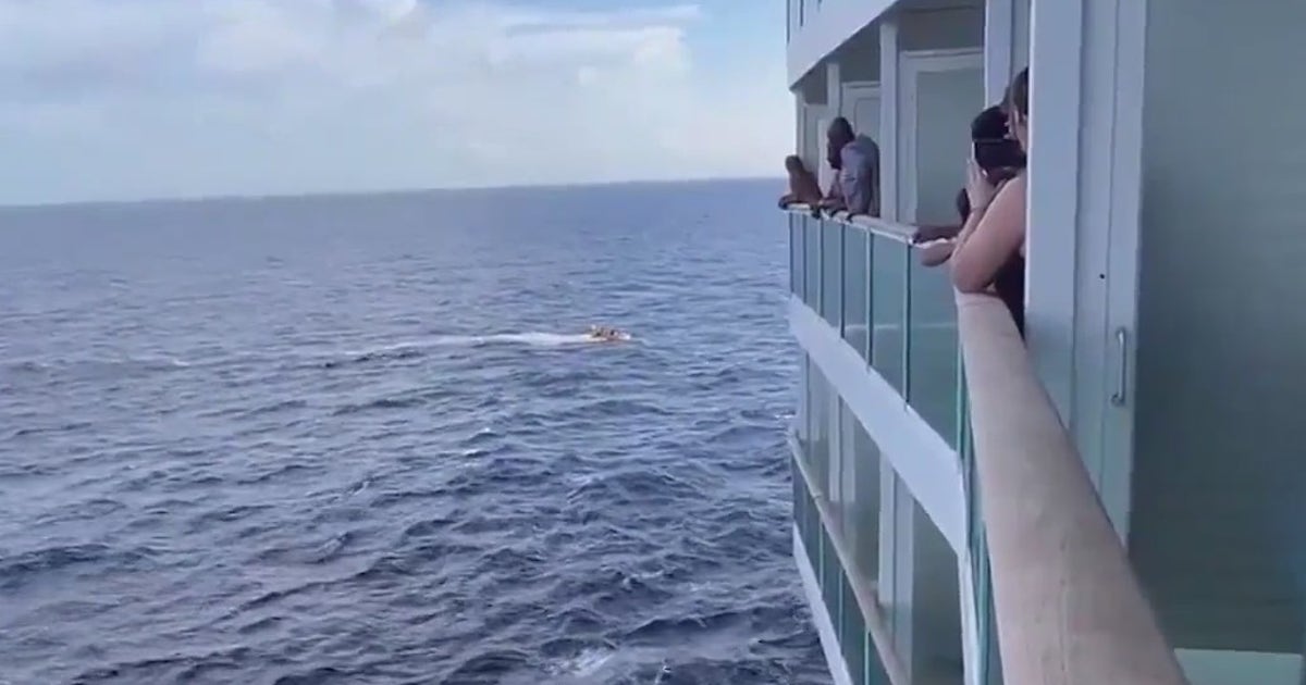 WOFL-Royal-Caribbean-passenger