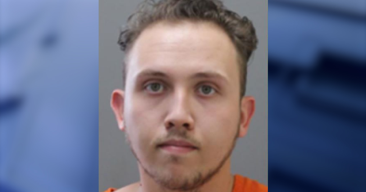 Florida man arrested for allegedly driving over 100 mph because he was ...