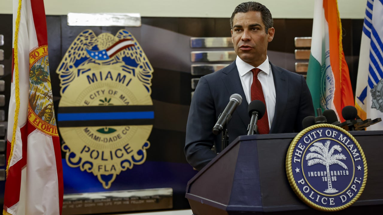 Miami Mayor Francis Suarez enters 2024 GOP presidential race Miami Mayor Francis Suarez enters 2024 GOP presidential race