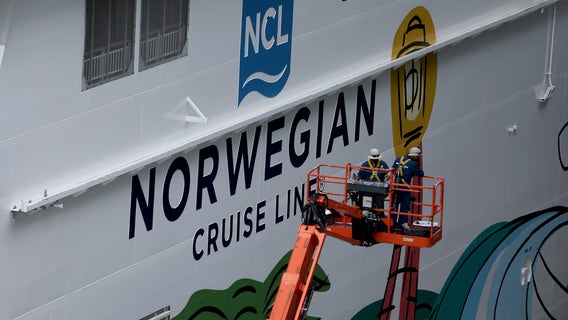 Norwegian Cruise Line denies trip refund for Florida couple who canceled cruise to fight cancer