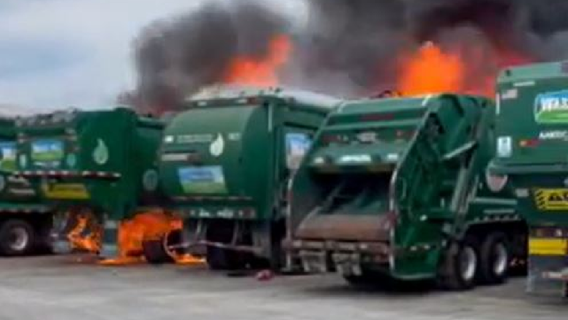 Video shows massive fire engulfing 5 garbage trucks in Florida