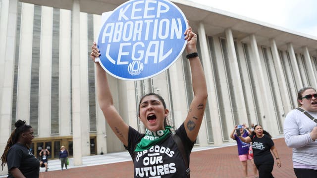 Petition to put abortion on 2024 Florida ballot tops $1.94M