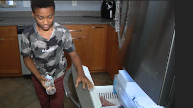 Boy's act of kindness ends with thieves taking cooler containing cold water for passersby